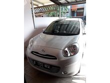 2013 Nissan March (Butuh Uang, KM - 9000)