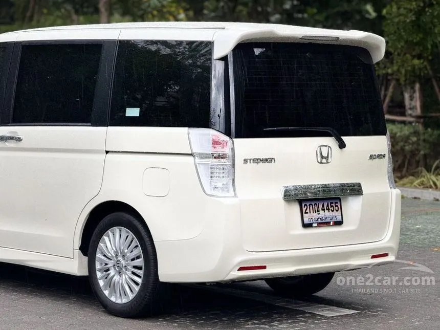 2013 Honda STEPWGN Spada JP Wagon