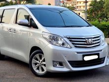2013 Toyota Alphard 2.4 G G MPV silver pilotseat service record pajak panjang 1 tahun