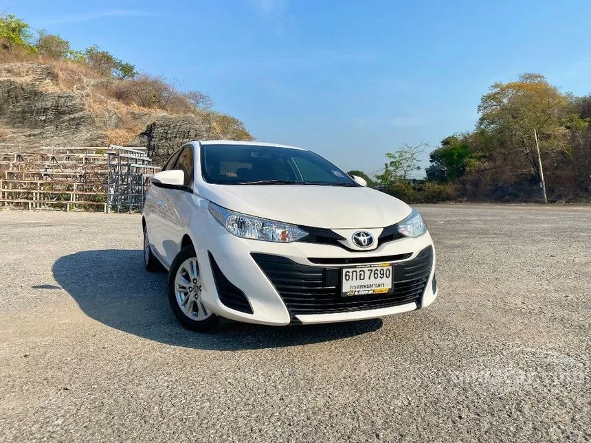 2017 Toyota Yaris Ativ E Sedan