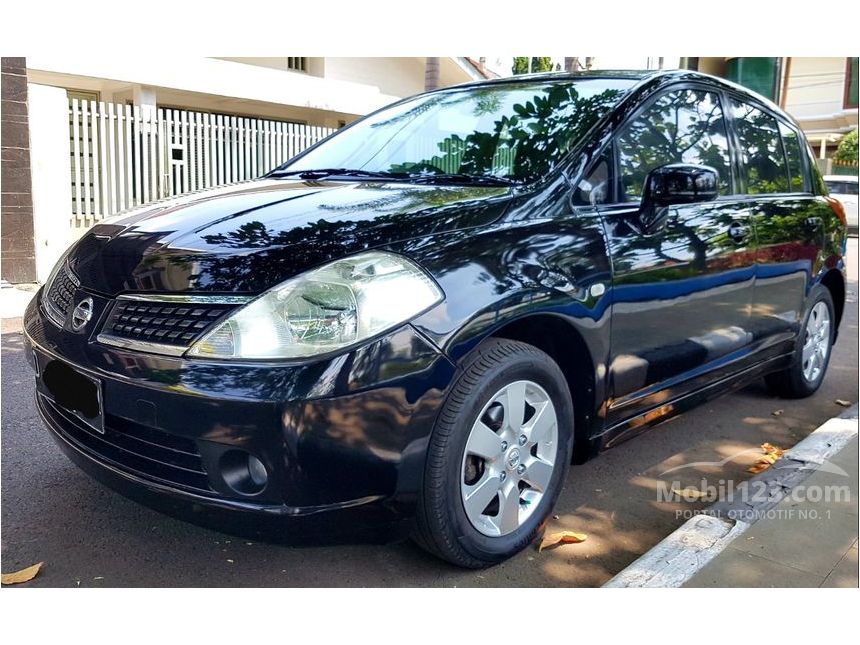 Jual Mobil Nissan Latio 2007 C11 1.8 di Jawa Barat 