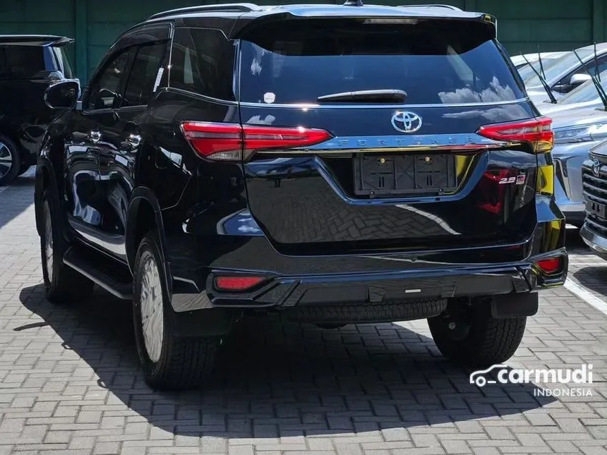 2024 Toyota Fortuner GR Sport SUV