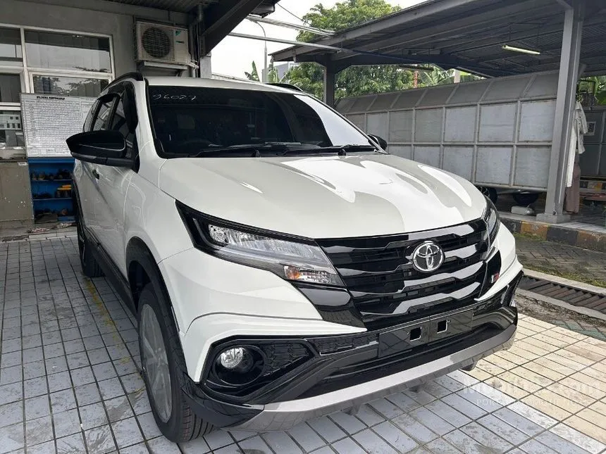 Jual Mobil Toyota Rush 2024 S GR Sport 1.5 di Banten Manual SUV Putih Rp 273.750.000