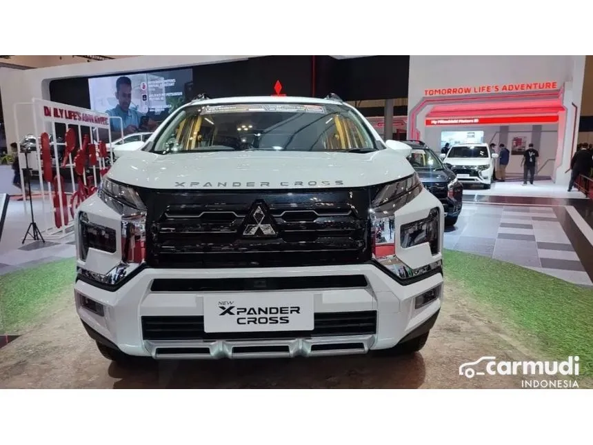 2025 Mitsubishi Xpander Cross Premium MPV