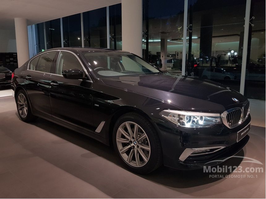 Jual Mobil BMW 520i 2019 Luxury 2 0 di DKI Jakarta 