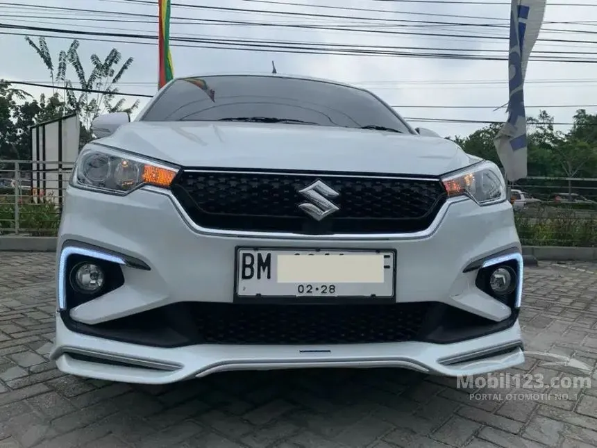 Jual Mobil Suzuki Ertiga 2022 Hybrid Sport 1.5 di Riau Manual MPV Putih Rp 217.000.000