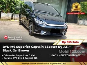 2025 BYD M6 Superior Captain 6 Seater MPV