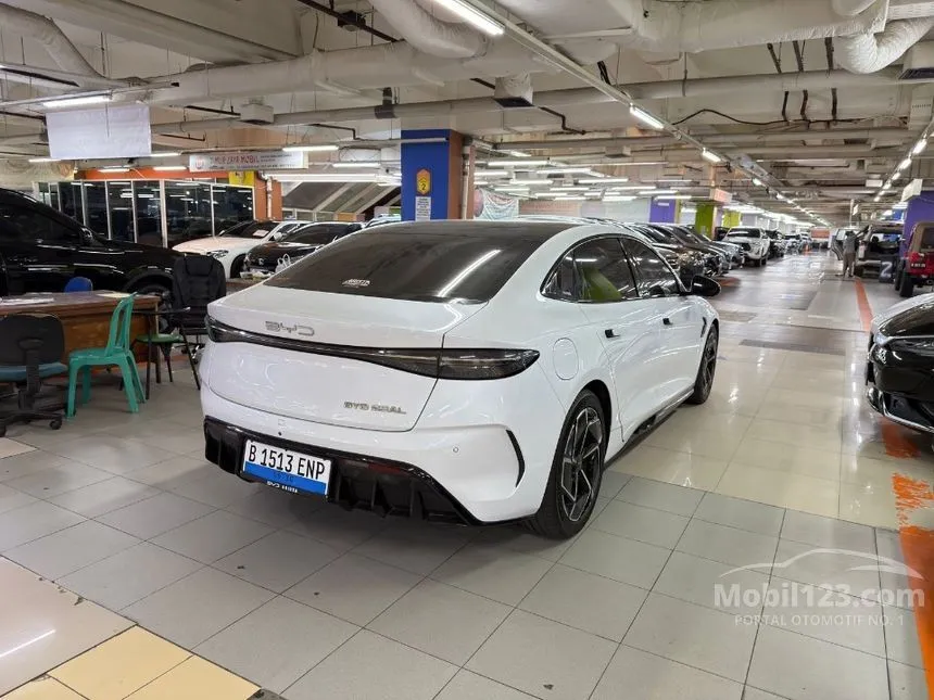 2024 BYD Seal Premium Extended Range Sedan
