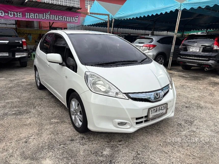 2013 Honda JAZZ Hybrid Hatchback