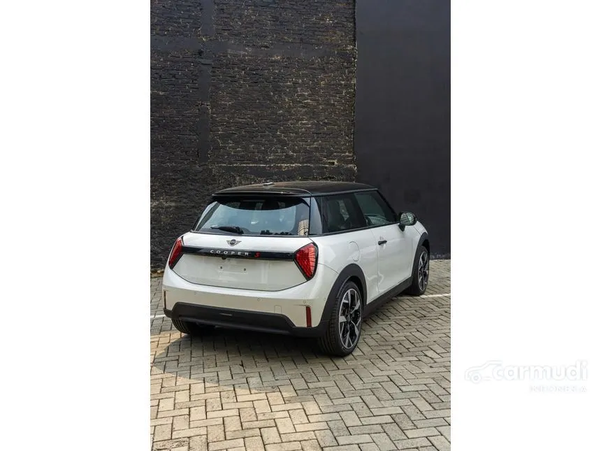 2024 MINI Cooper S 3 Door Hatchback
