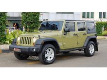 Jeep Wrangler Unlimited Sport 4x4 AT NIK 2013 Akhir Gress 99 Like New