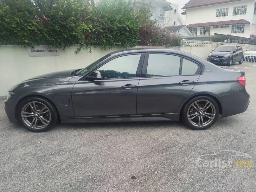 2017 BMW 330e M Sport Sedan