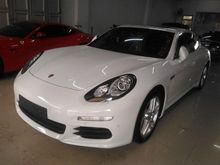 Porsche Panamera New Model 3.0 S white On Red Lgsg Atas Nama
