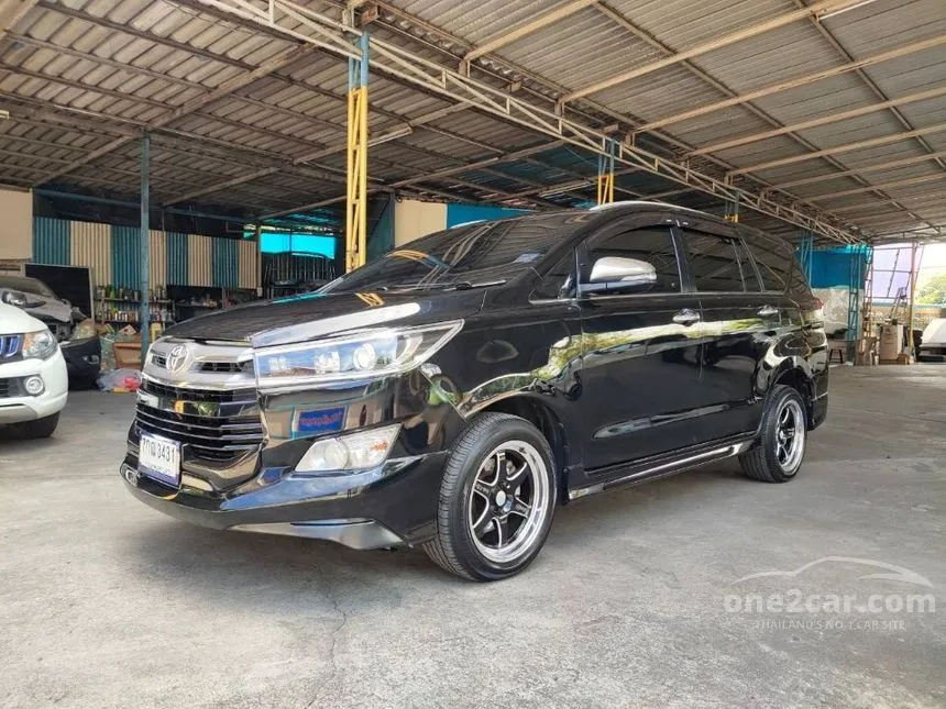 2018 Toyota Innova Crysta V Wagon