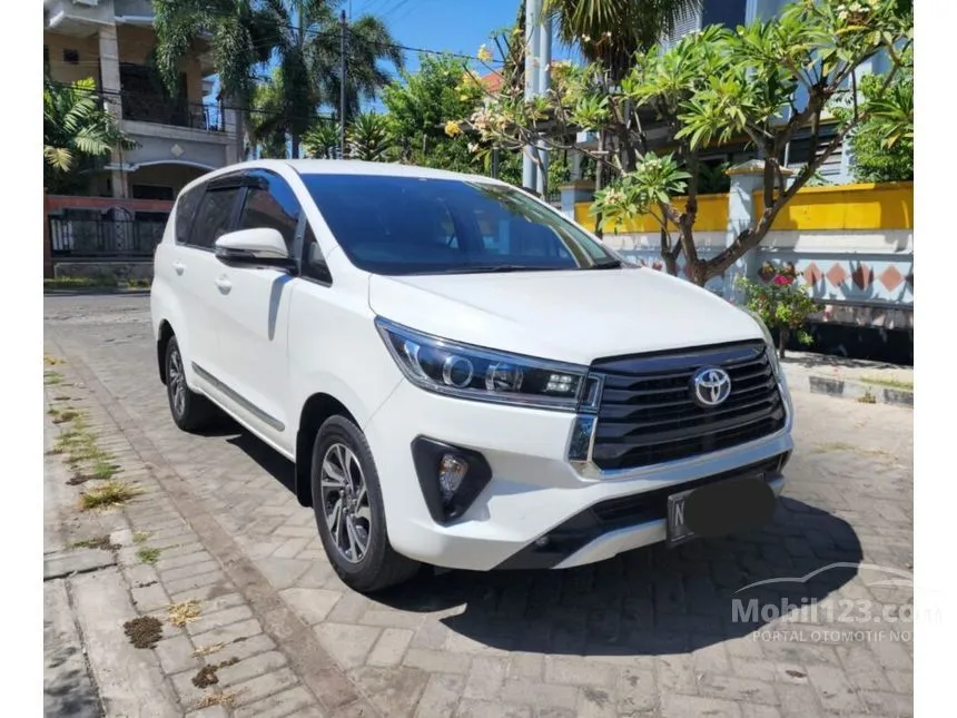 Jual Mobil Toyota Kijang Innova 2021 V 2.4 di Jawa Timur Automatic MPV Putih Rp 427.000.000