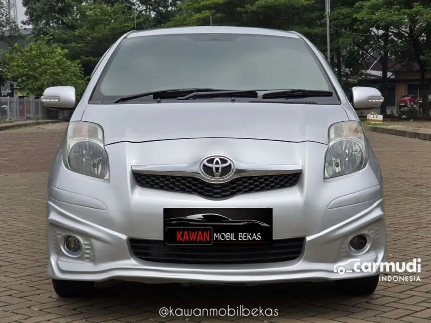 2012 Toyota Yaris E Hatchback