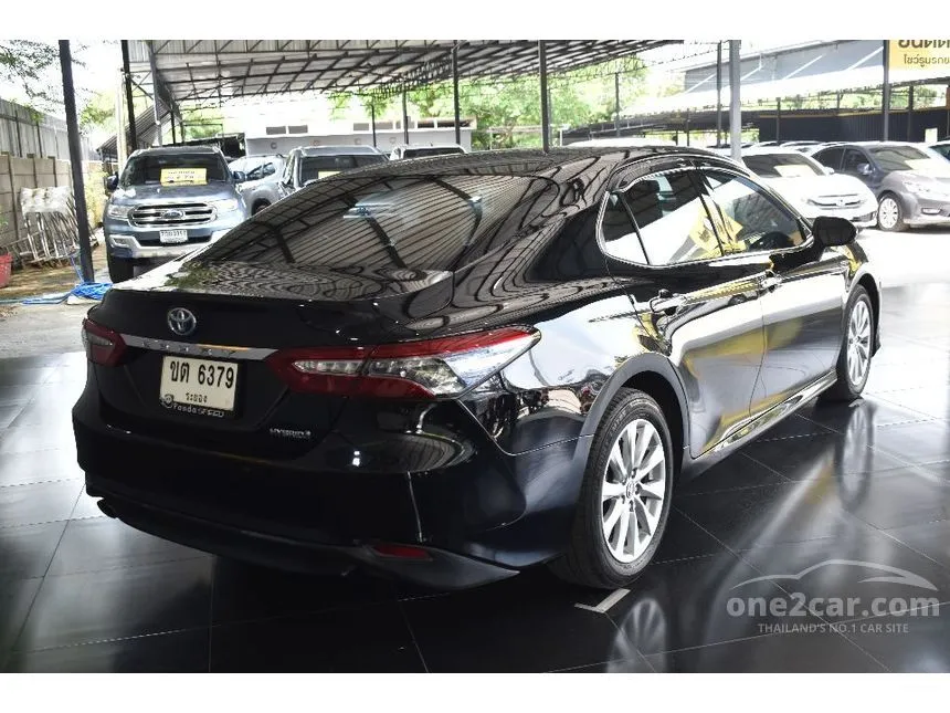 2020 Toyota Camry Hybrid Sedan