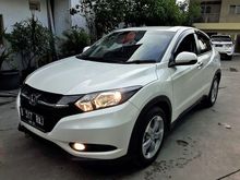 Honda HR-V 1.5 E CVT At Tahun 2016 White Top Condition, Simple, Nyaman, KM Rendah 13 RIBU