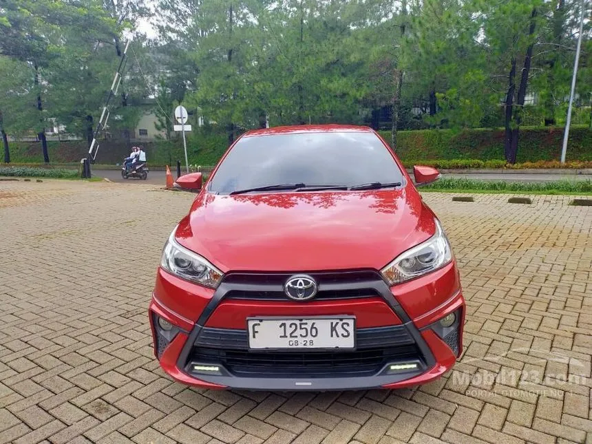 Jual Mobil Toyota Yaris 2017 TRD Sportivo 1.5 di Jawa Barat Automatic Hatchback Merah Rp 165.000.000
