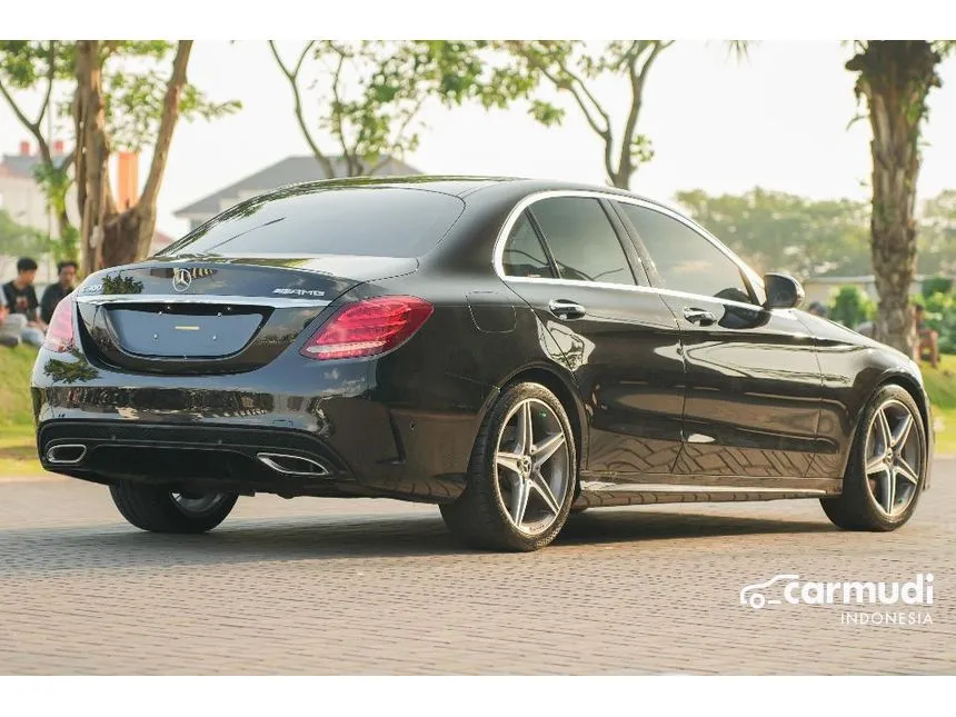 2018 Mercedes-Benz C300 AMG Line Sedan