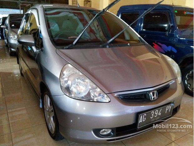  Jual  Beli  Mobil  Honda Jazz  Blitar