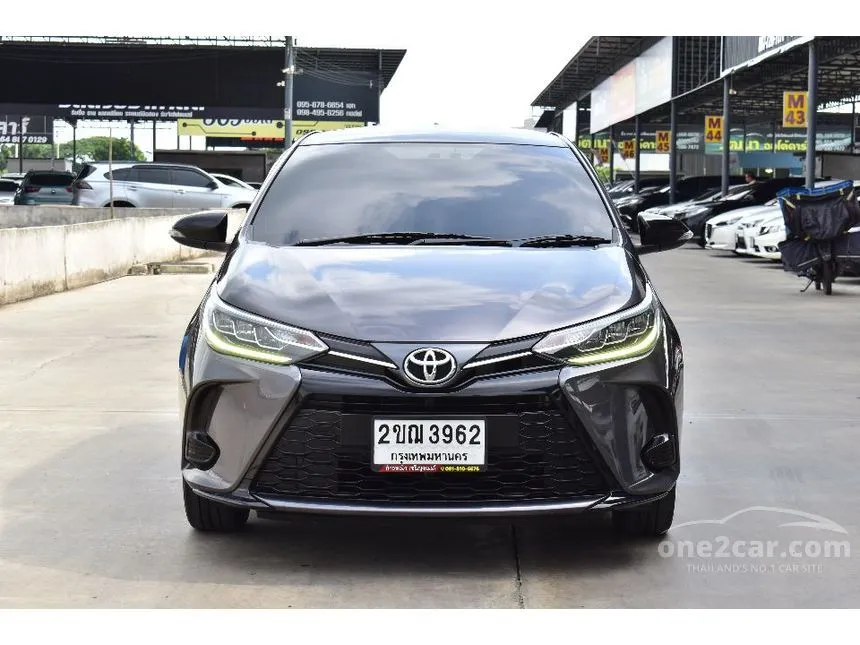2021 Toyota YARIS Sport Hatchback
