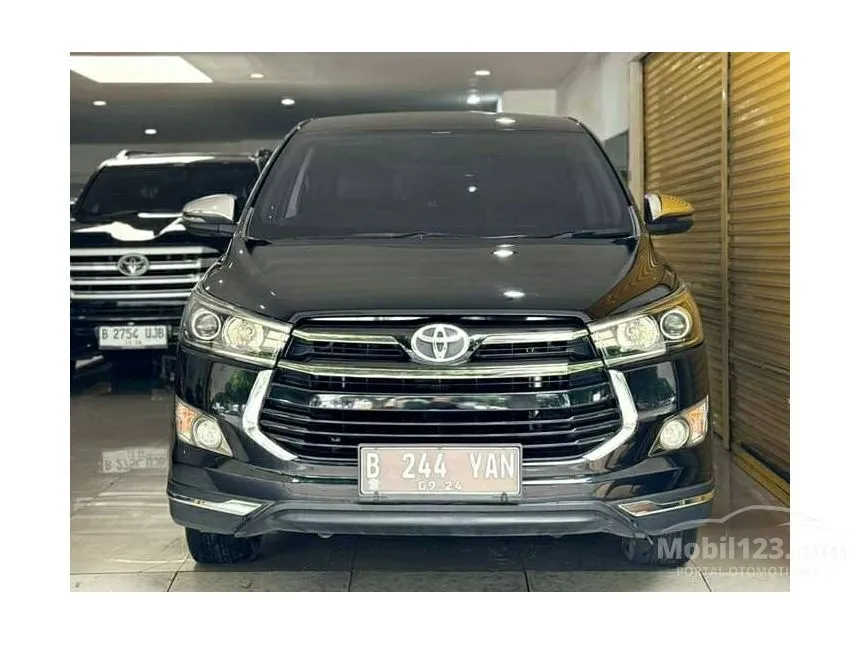 Jual Mobil Toyota Innova Venturer 2019 2.0 di DKI Jakarta Automatic Wagon Hitam Rp 309.000.000