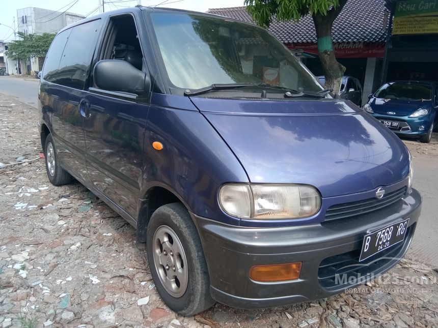 Nissan serena 1998