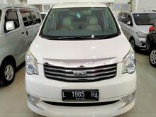 2013 Toyota NAV1 2.0 V MPV