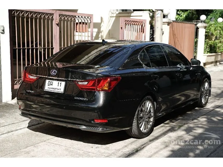 2015 Lexus GS300h Luxury Sedan