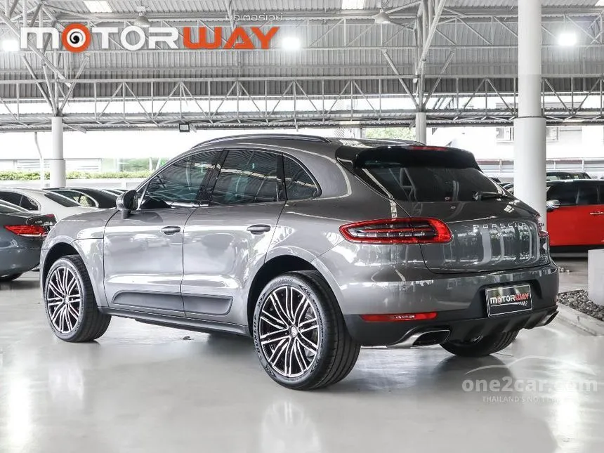 2016 Porsche MACAN SUV
