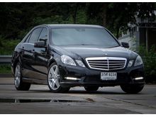 2013 Mercedes-Benz E250 CGI BlueEFFICIENCY 1.8 W212 (ปี 10-16) Avantgarde Sedan