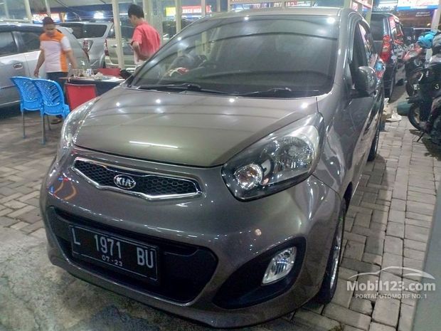 KIA Mobil Bekas Baru dijual di Surabaya Jawa-timur 