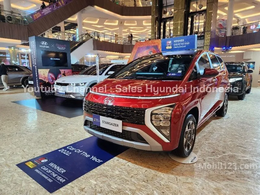Jual Mobil Hyundai Stargazer 2023 Prime 1.5 di Banten Automatic Wagon Merah Rp 273.700.000