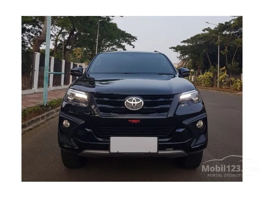Jual Mobil Toyota Fortuner 2018 VRZ 2.4 di DKI Jakarta Automatic SUV Hitam Rp 405.000.000
