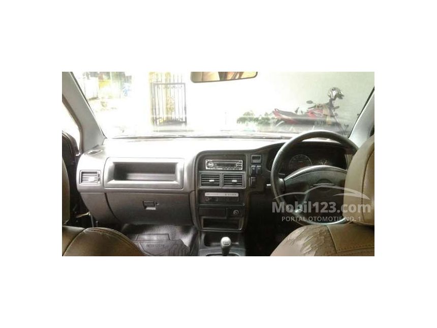 Jual Mobil  Isuzu  Panther  2006 GRAND  TOURING  2 5 di Jawa  