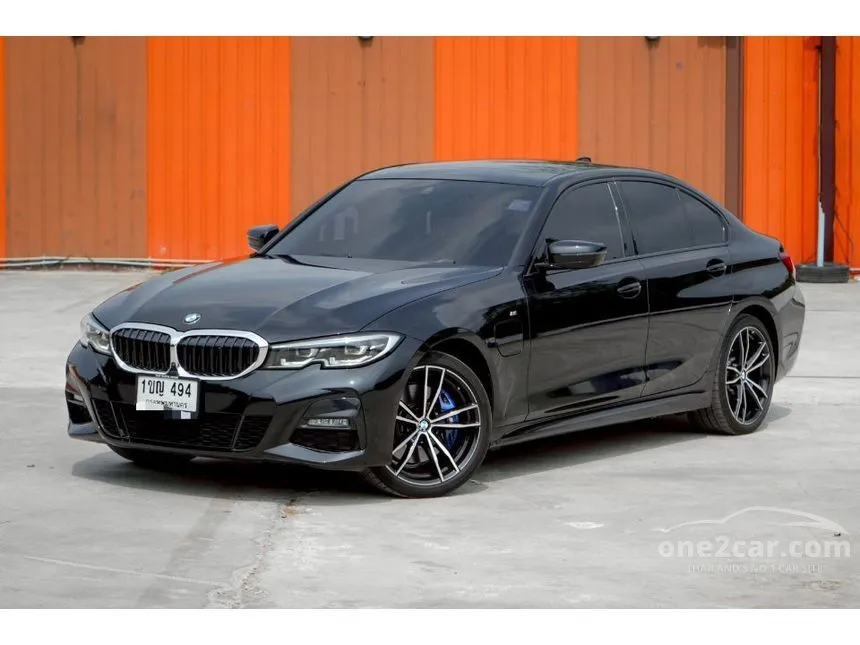 2020 BMW 330e M Sport Sedan