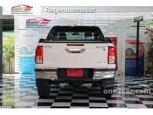 2018 Toyota HILUX REVO 2.4 E Prerunner Smart Cab Pickup