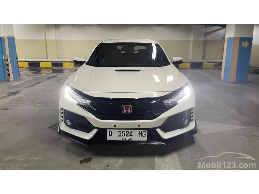 2017 Honda Civic Type R Sedan