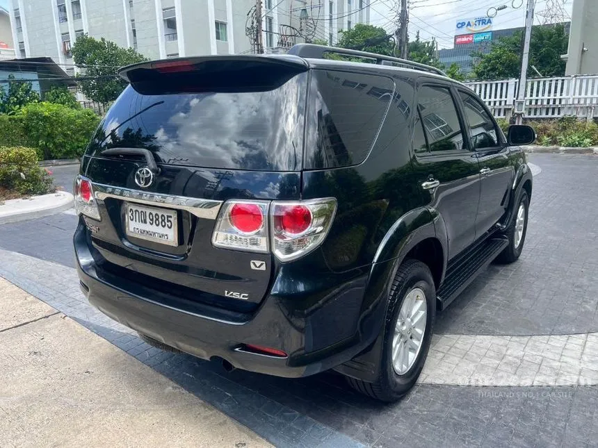 2012 Toyota FORTUNER V SUV