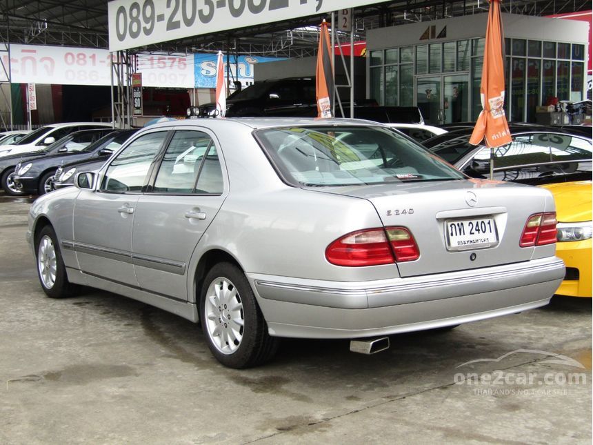 Mercedes-Benz E240 2001 2.4 in กรุงเทพและปริมณฑล Automatic Sedan สีเทา ...