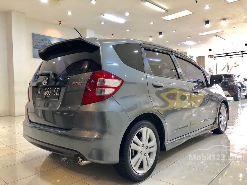 Jual Mobil Honda Jazz 2010 RS 1.5 di Jawa Timur Manual 