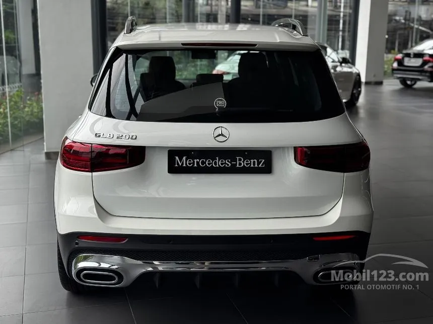 2024 Mercedes-Benz GLB200 AMG Line SUV