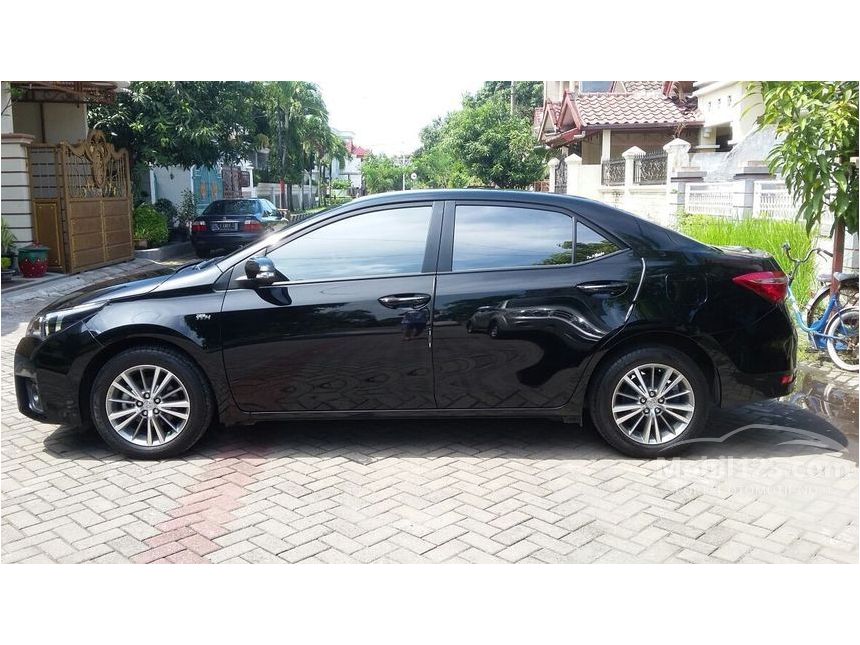 Jual Mobil Toyota Corolla Altis 2014 G 1.8 di Jawa Timur 