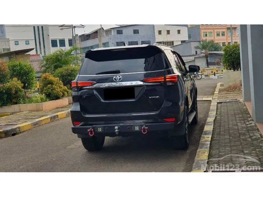 2016 Toyota Fortuner VRZ 4X2 SUV
