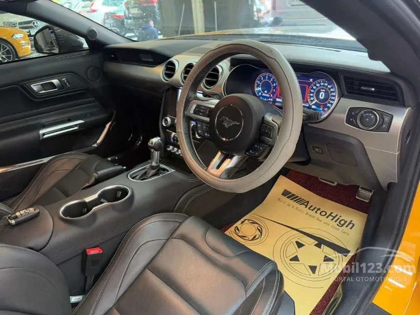 2022 Ford Mustang EcoBoost Fastback