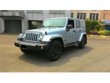 Jeep Wrangler Sahara 3.6 4D 4x4 Pentastar Arctic Limited Edition Biru Pemakaian 2013