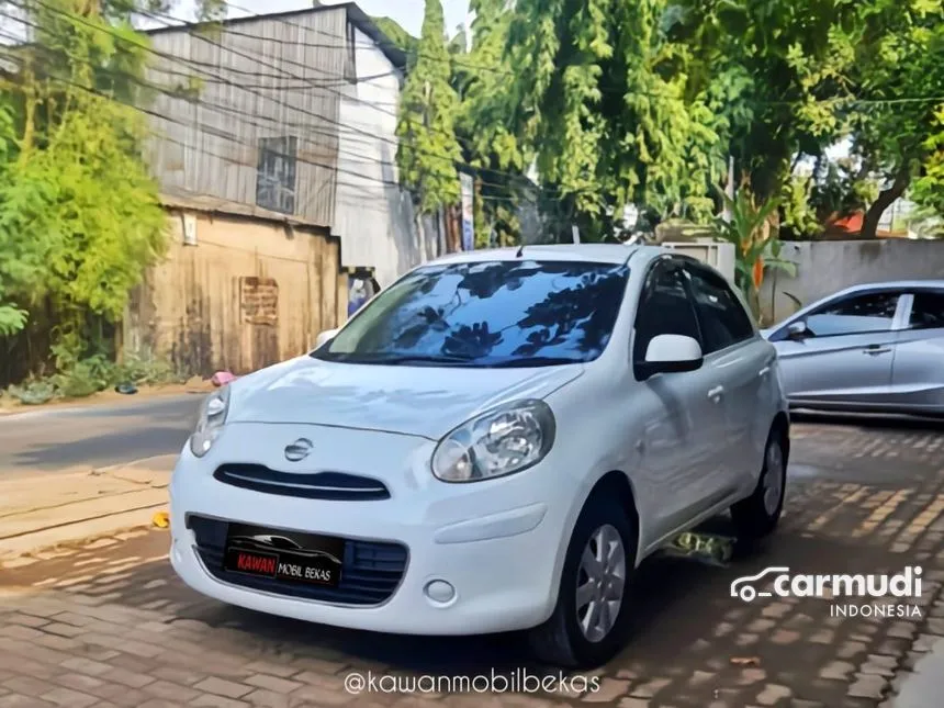 2011 Nissan March XS Hatchback