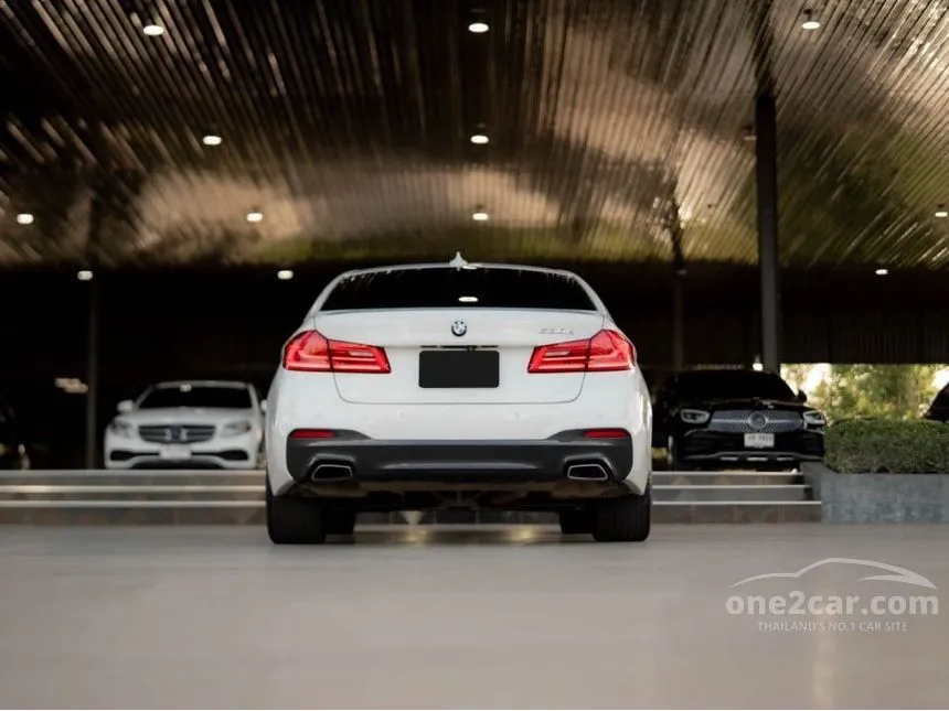 2020 BMW 530e M Sport Sedan