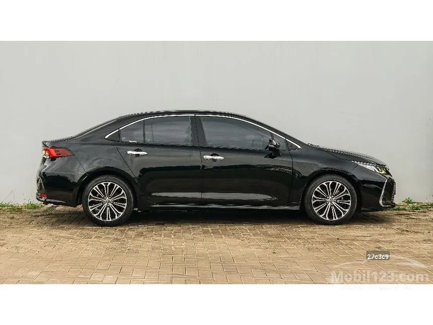 2022 Toyota Corolla Altis V Sedan